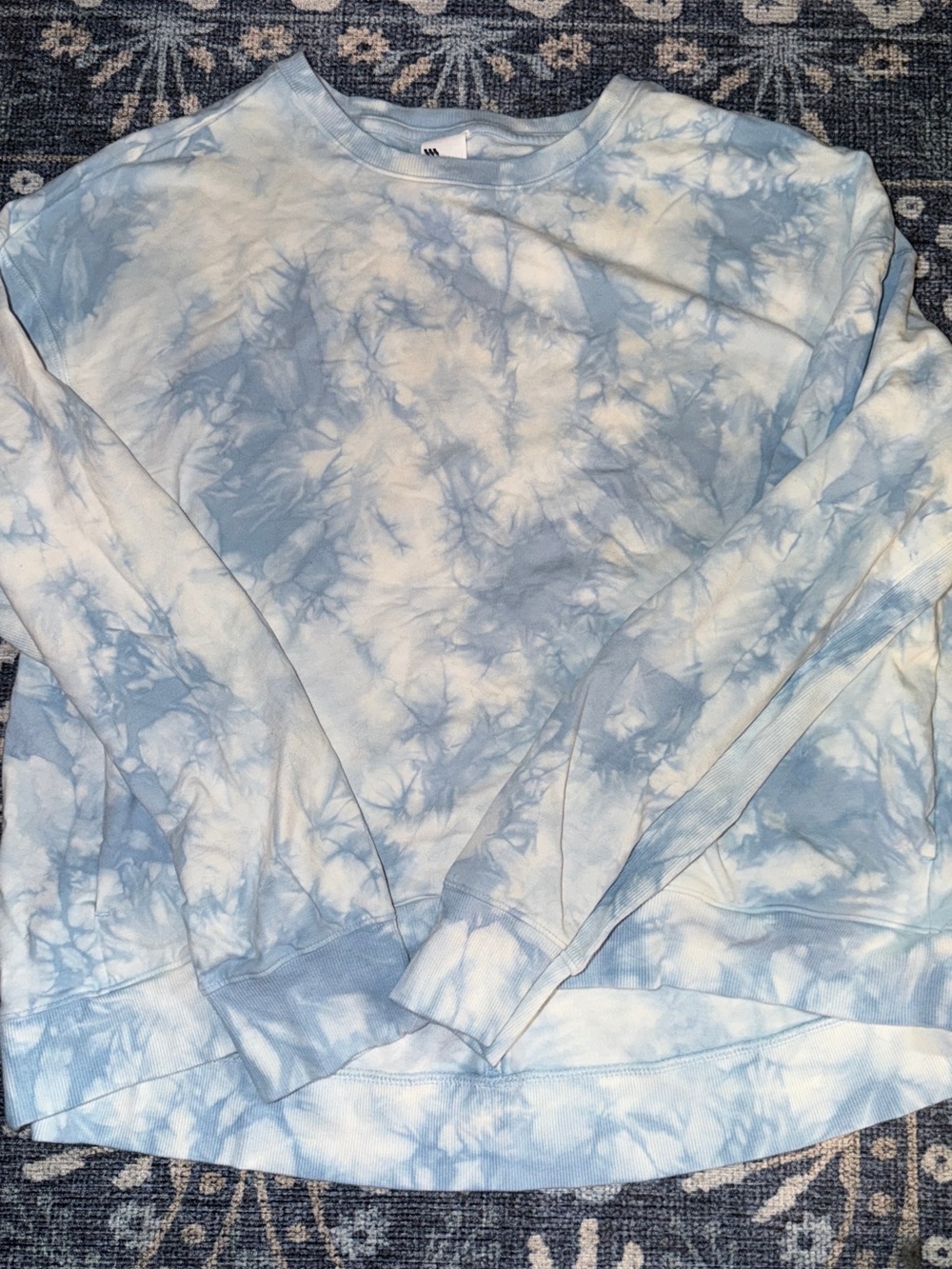 all in motion Light Blue & White Tie-Dye Pullover